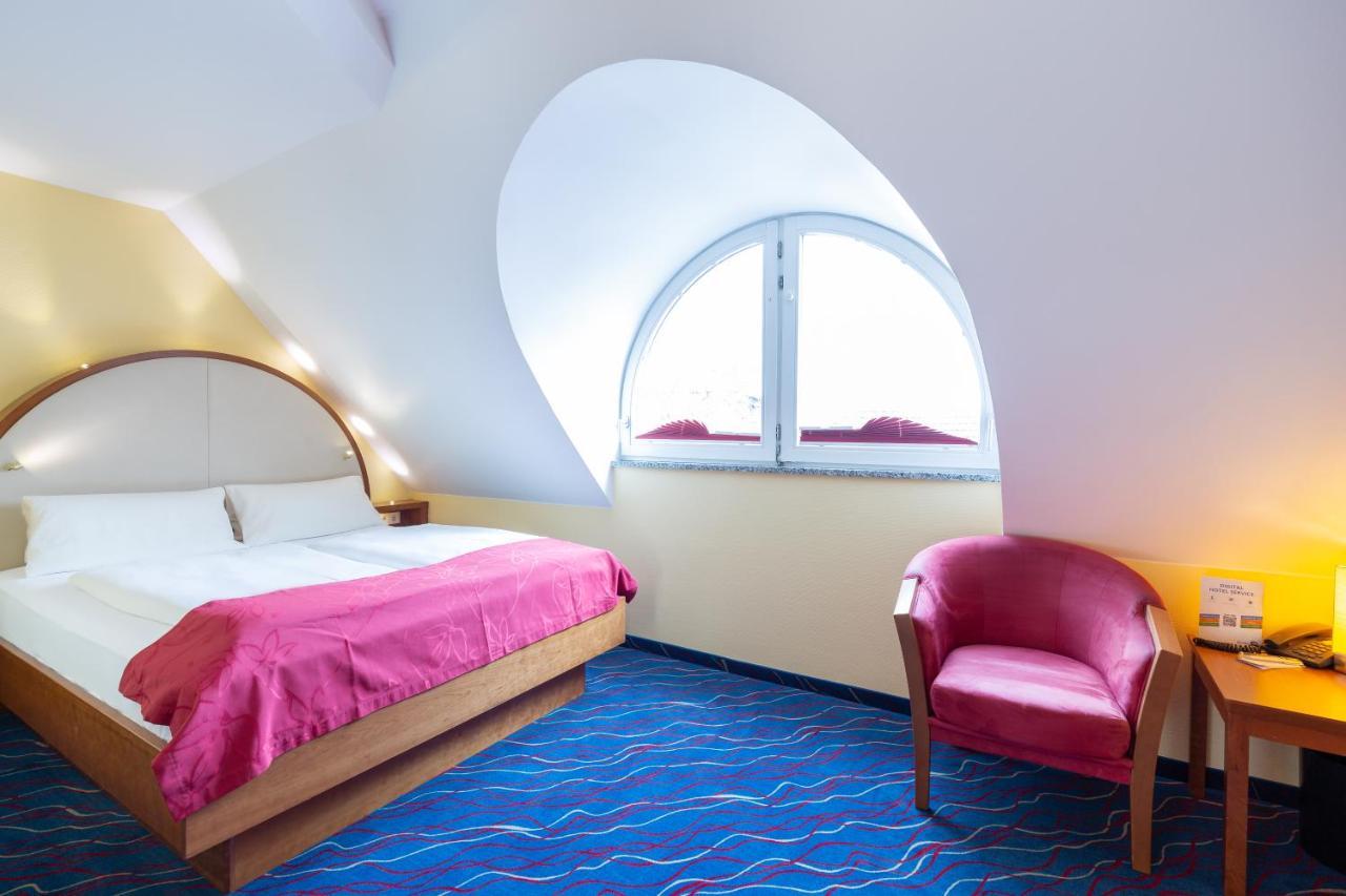Triple Room,1197364105:JPEG